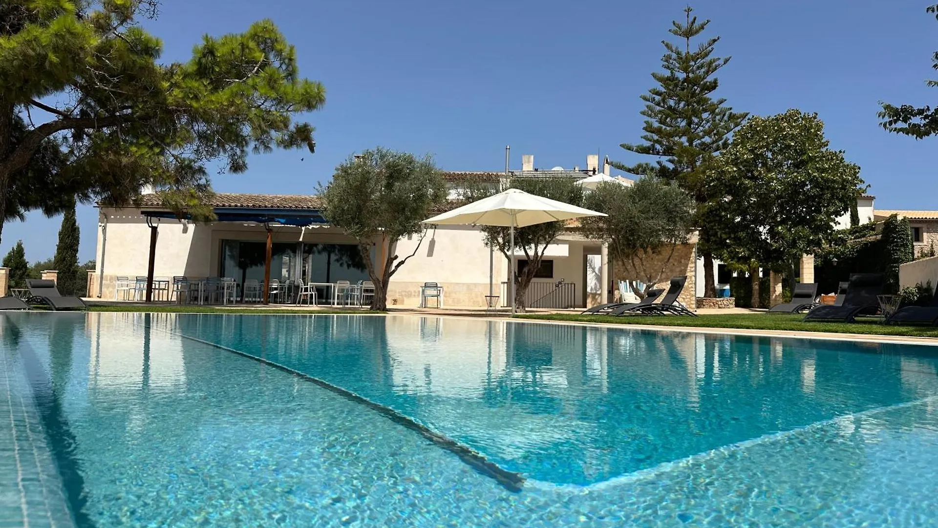 Mater Ariany Hotel